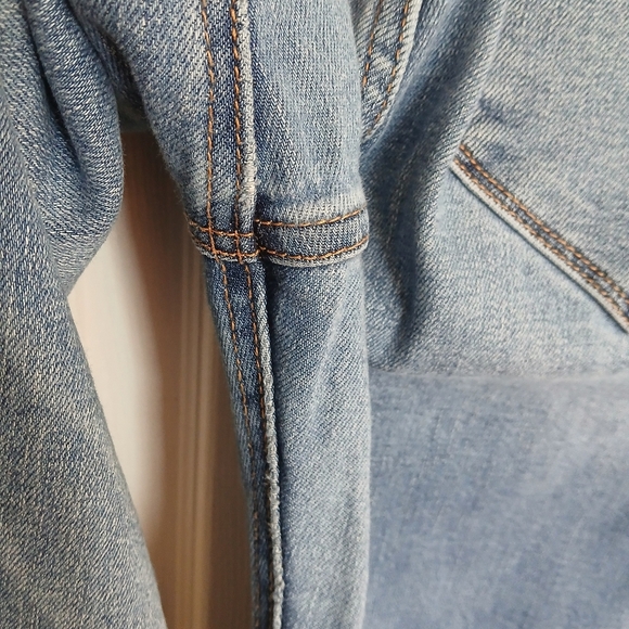 Distressed Boot Cut Jeans, Size 31 Bridge By Gly - Picture 7 of 11